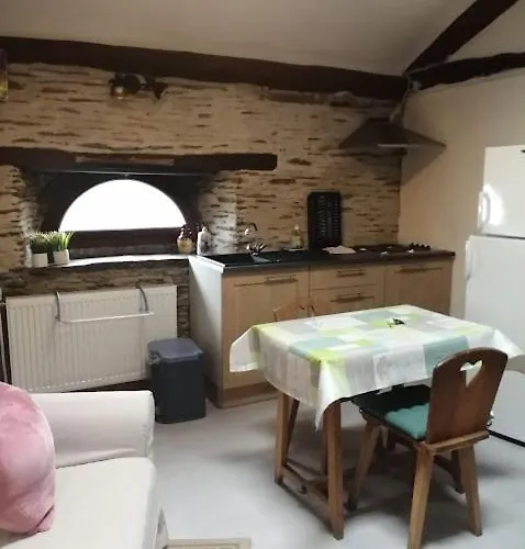 Le Courtil Mezzanine Apartmanhotel Dohan